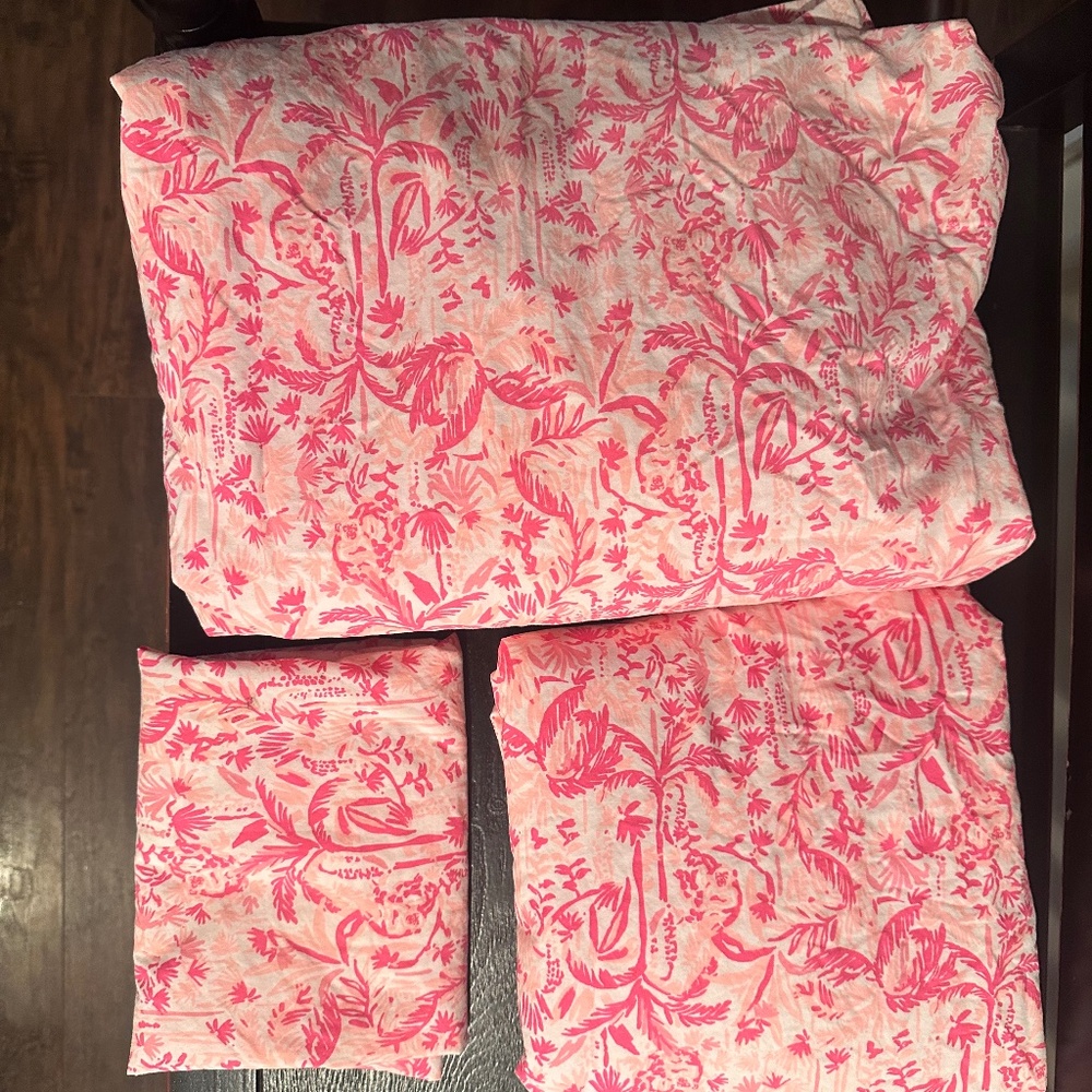Lilly Pulitzer Swing of Things Twin XL sheets Pottery Barn Teen